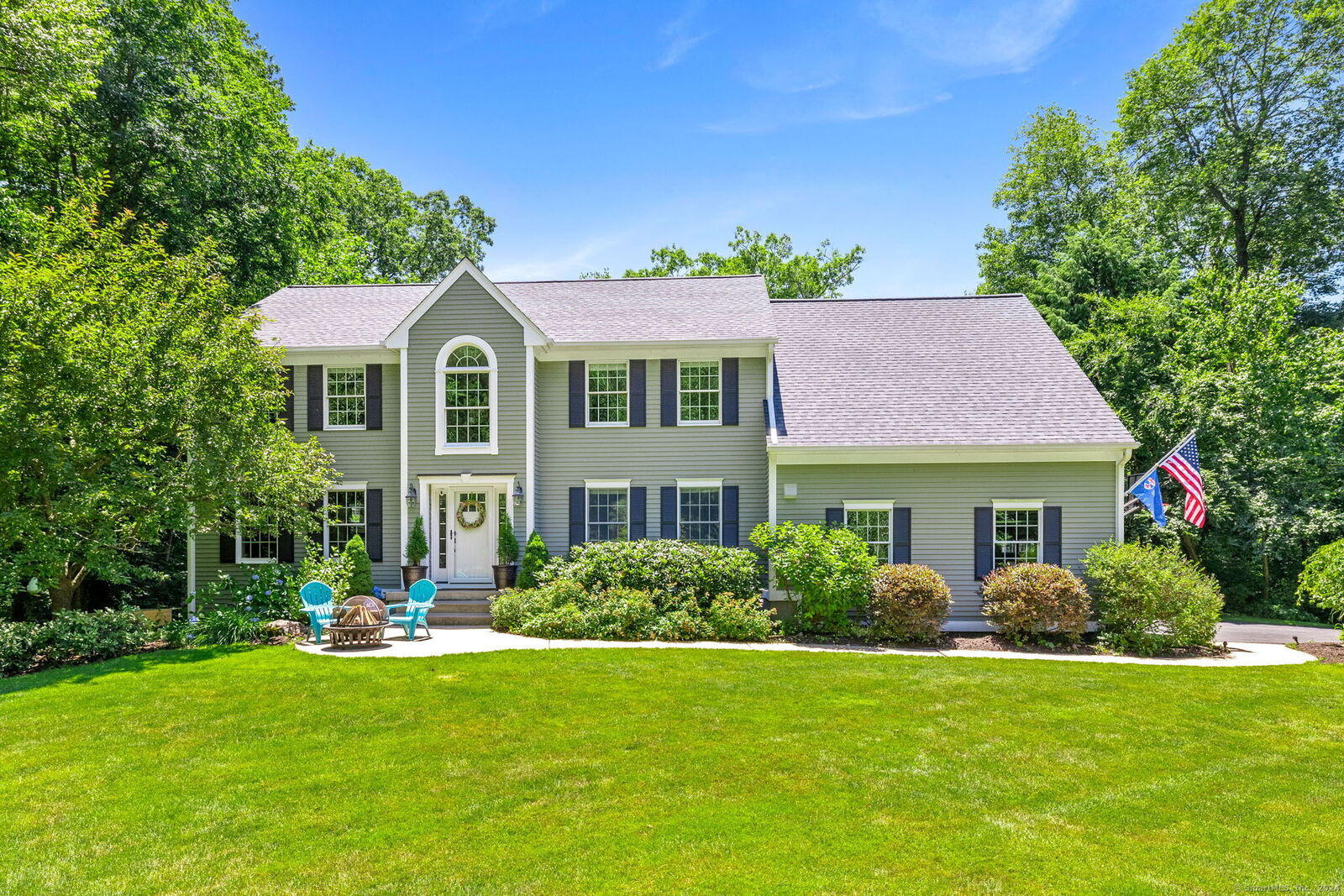 Property Photo:  1 Boxwood Road  CT 06032 