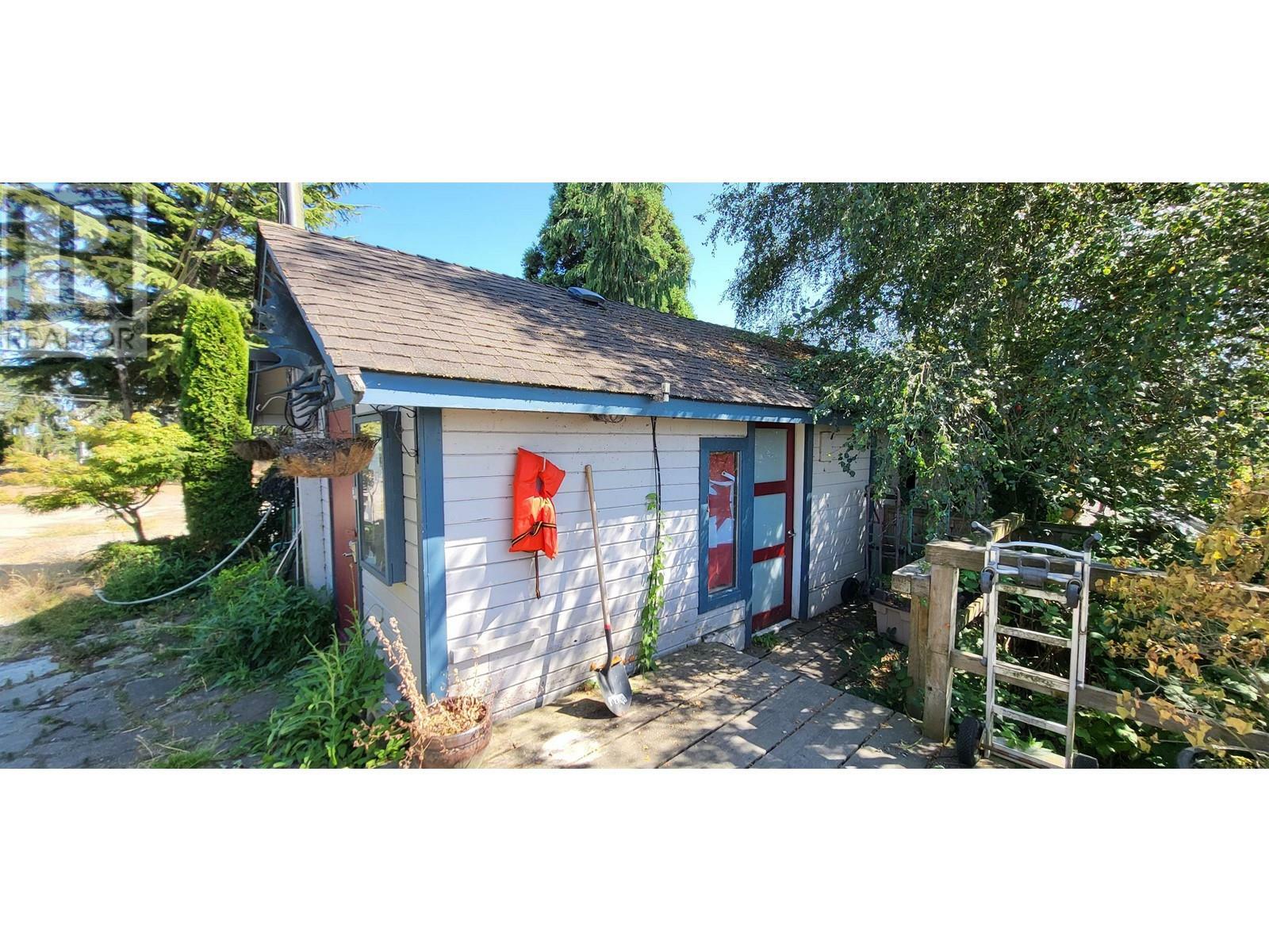 Property Photo: 3443 West River Road BC V4K 3N2
