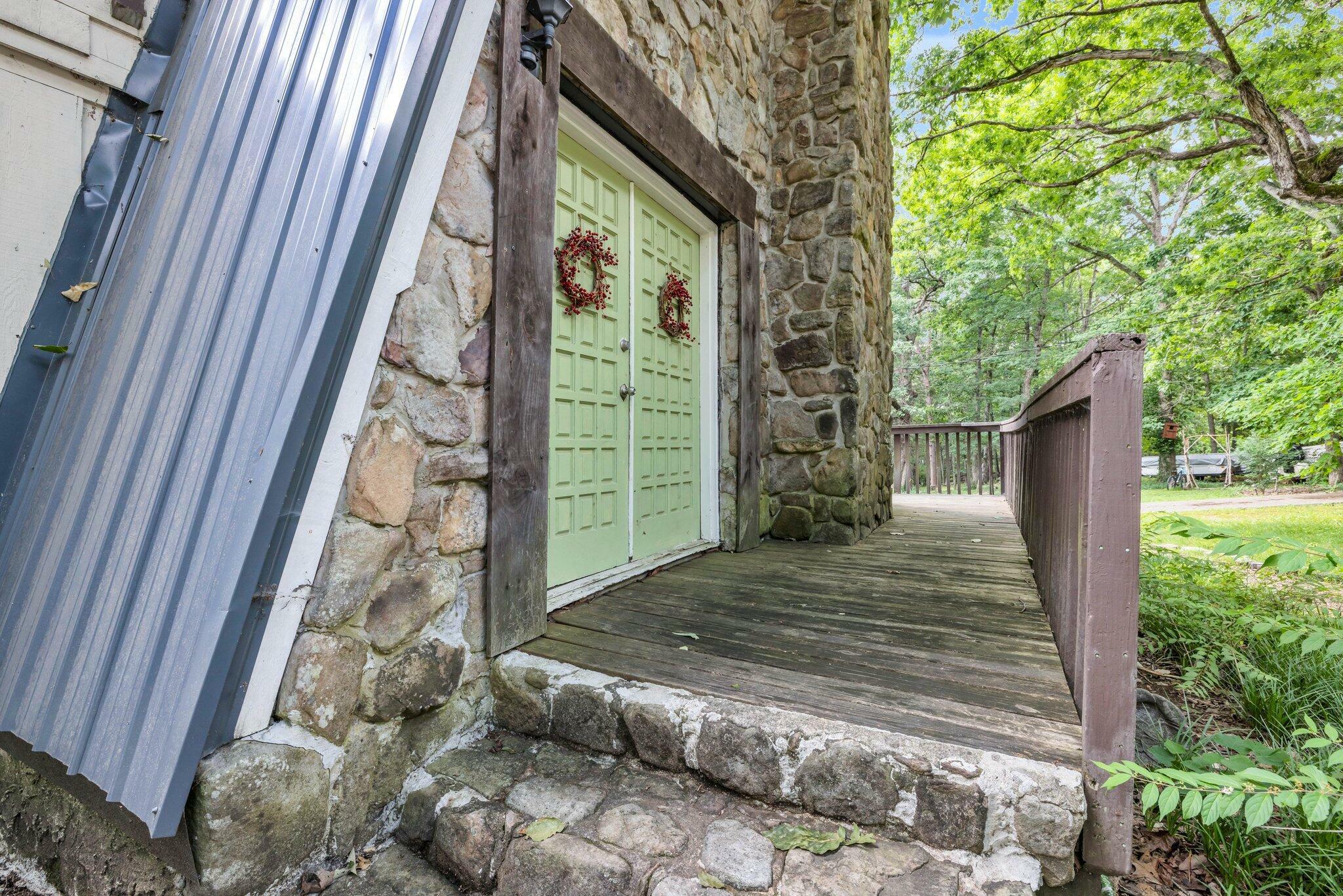 Property Photo:  1624 Rustic Homes Ln  TN 37377 