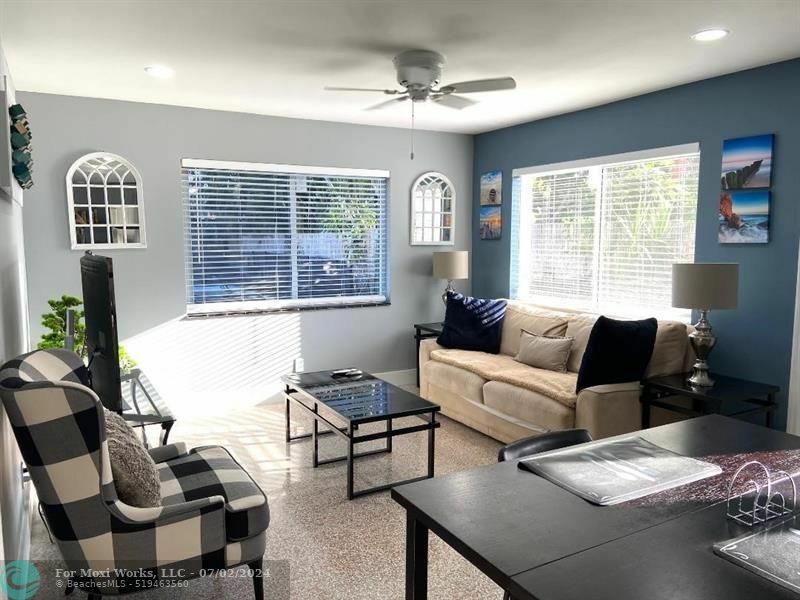 Property Photo:  1528 NE 32nd St B  FL 33334 