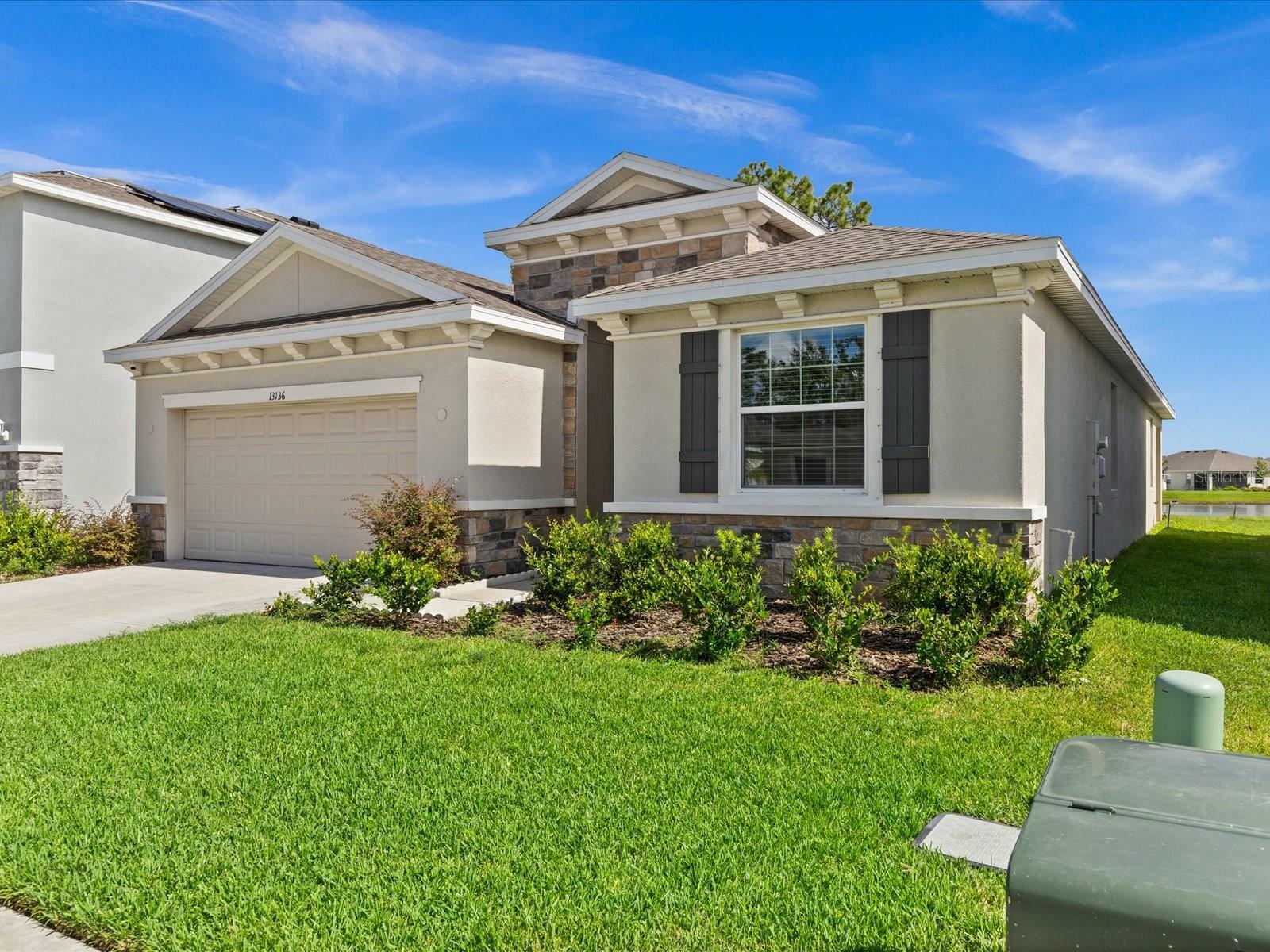 Property Photo:  13136 Brookside Moss Drive  FL 33579 