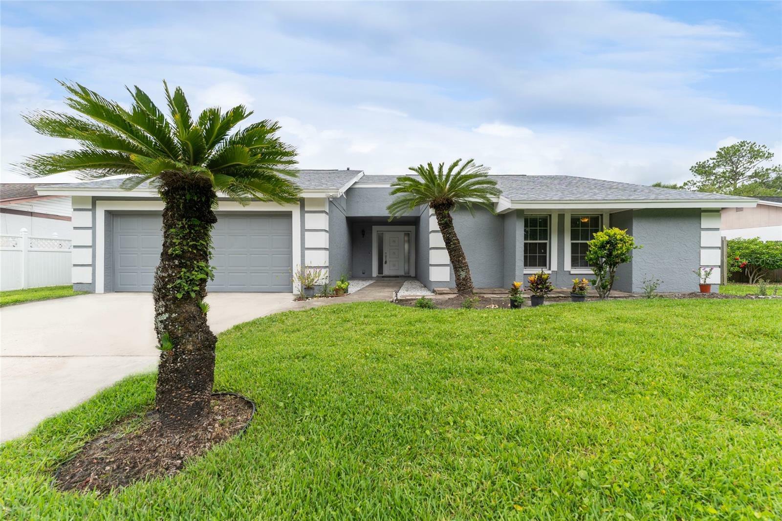 Property Photo:  4714 Kemble Court  FL 33624 