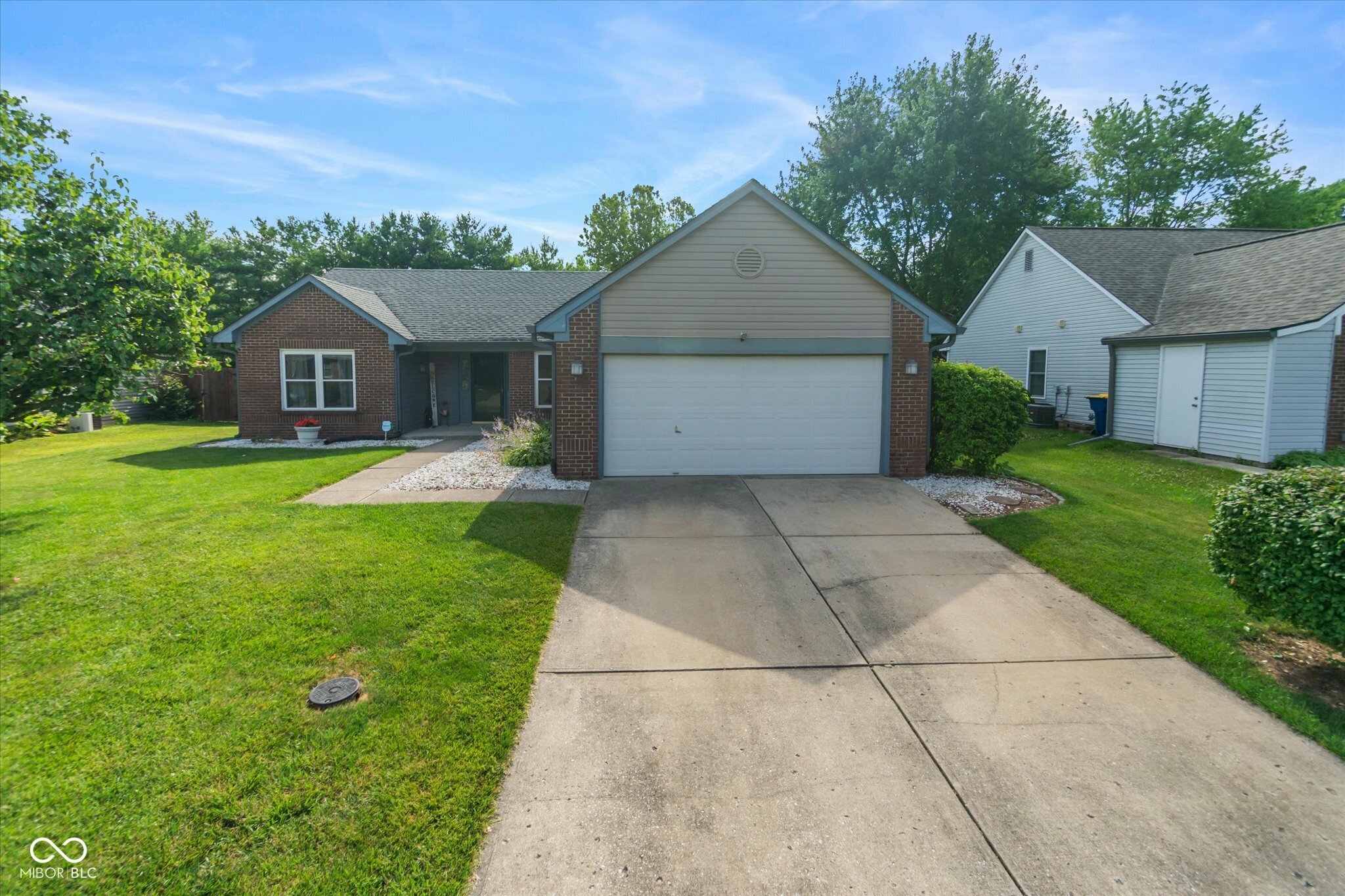 Property Photo:  7351 Cobblestone E Drive  IN 46236 