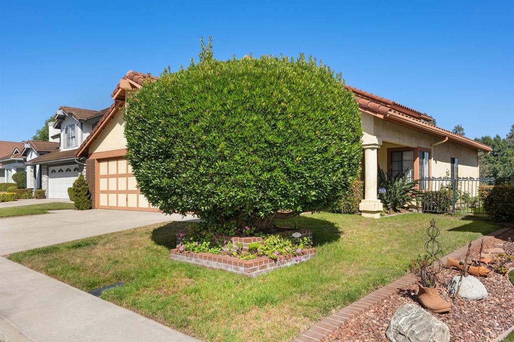 Property Photo: 1930 Vineyard Ave CA 92081