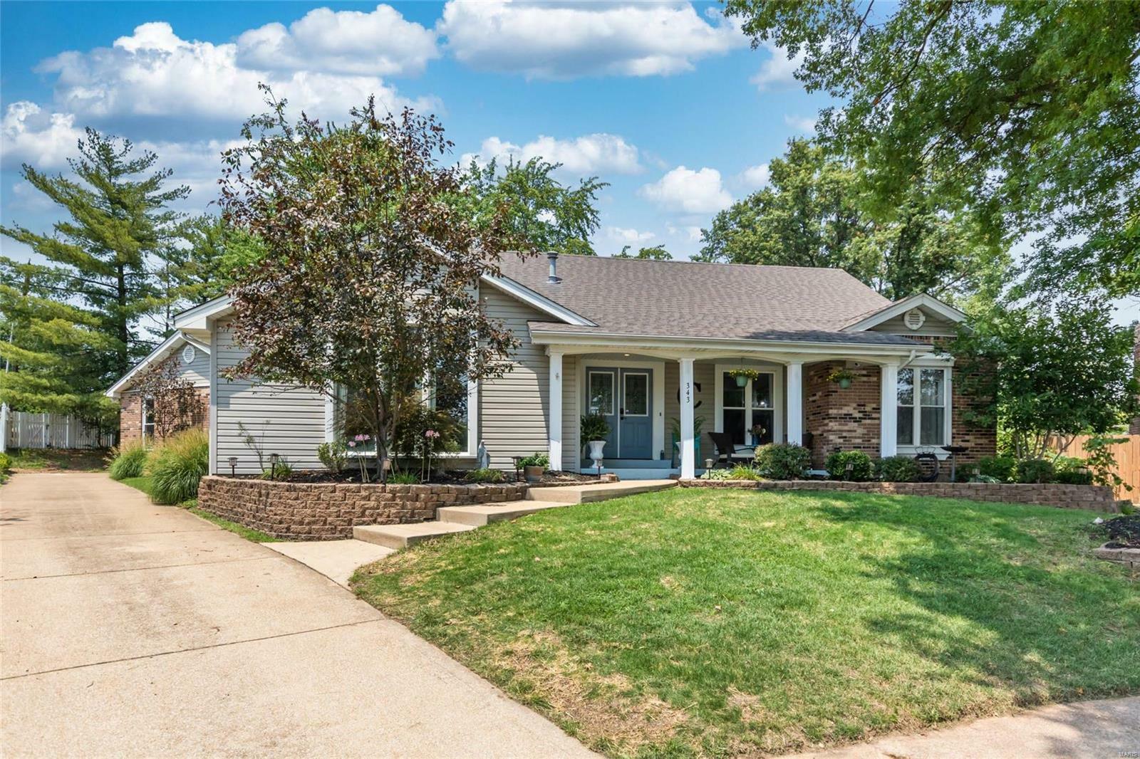 Property Photo:  343 Oakleigh Woods Drive  MO 63011 