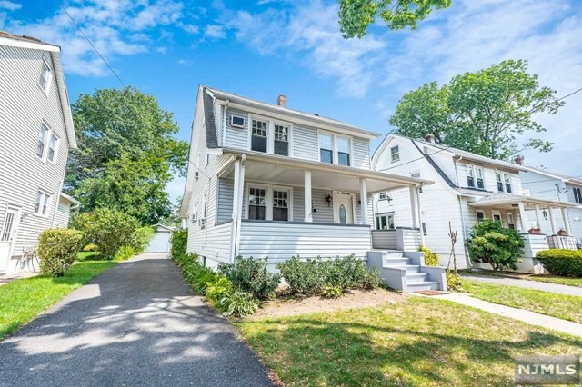 Property Photo:  639 Asbury Street  NJ 07646 