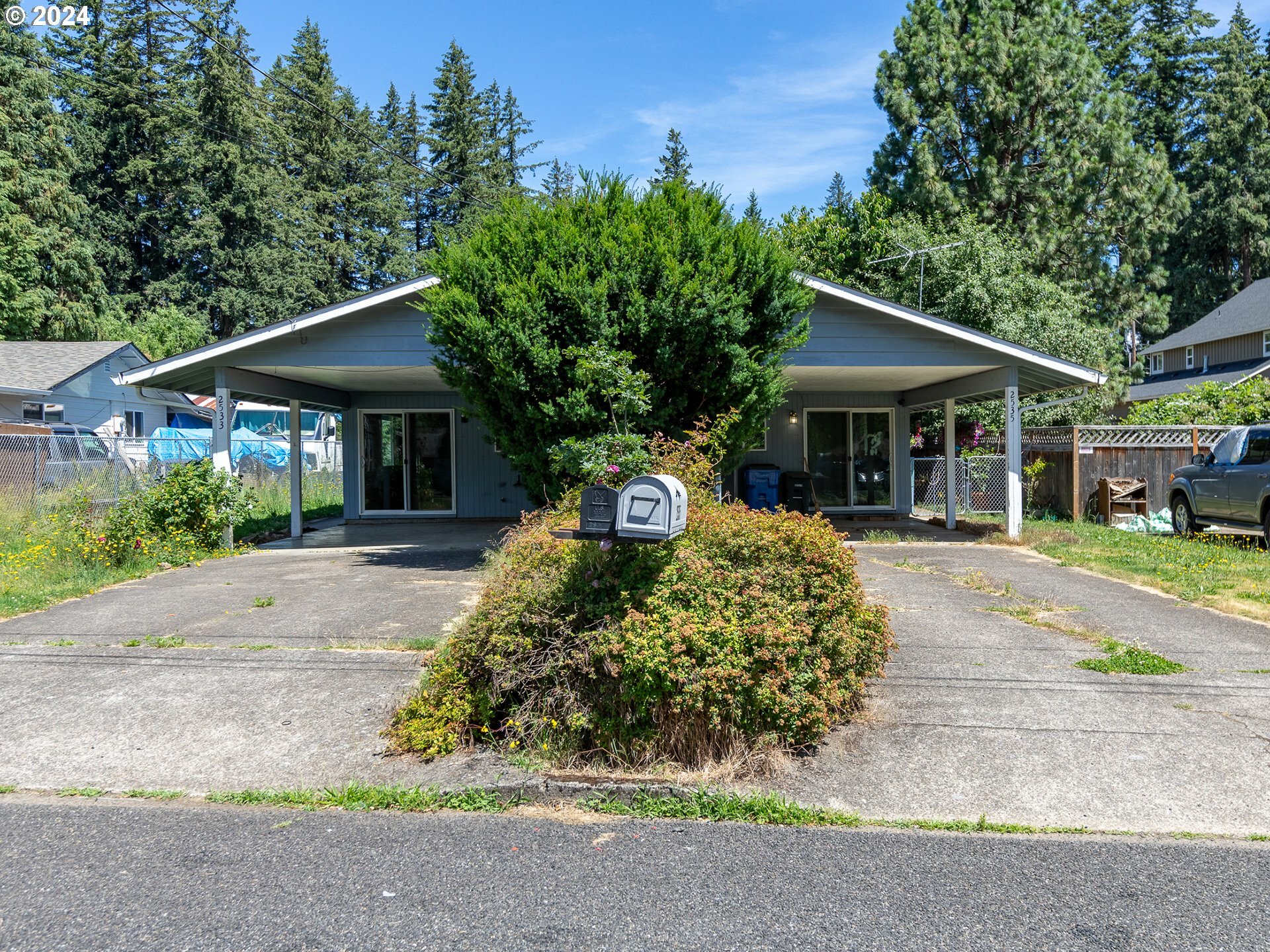 Property Photo:  2533 G St  WA 98671 