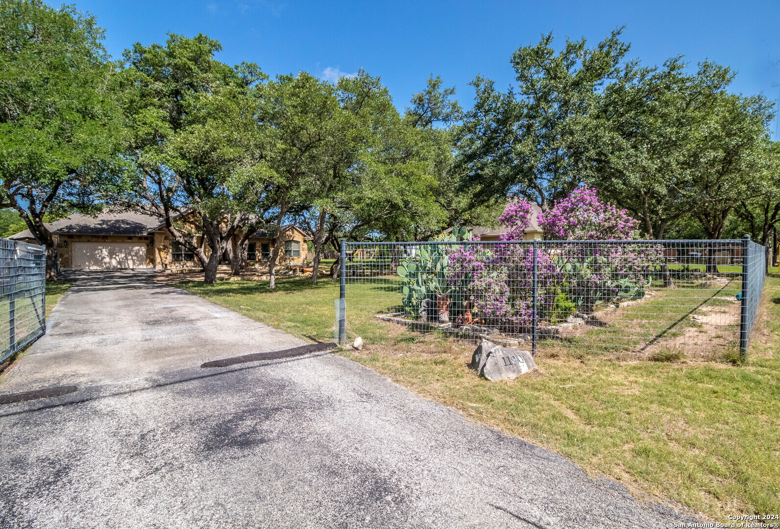 Property Photo:  1190 Deep Water  TX 78070 