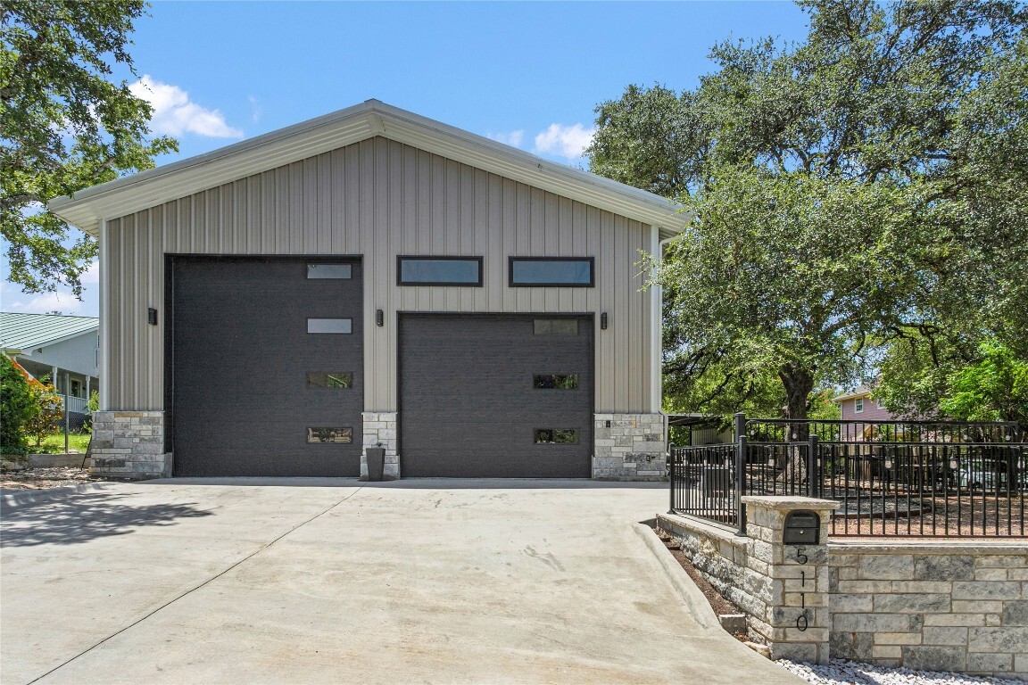 Property Photo: 5110 Sioux Lane TX 78734