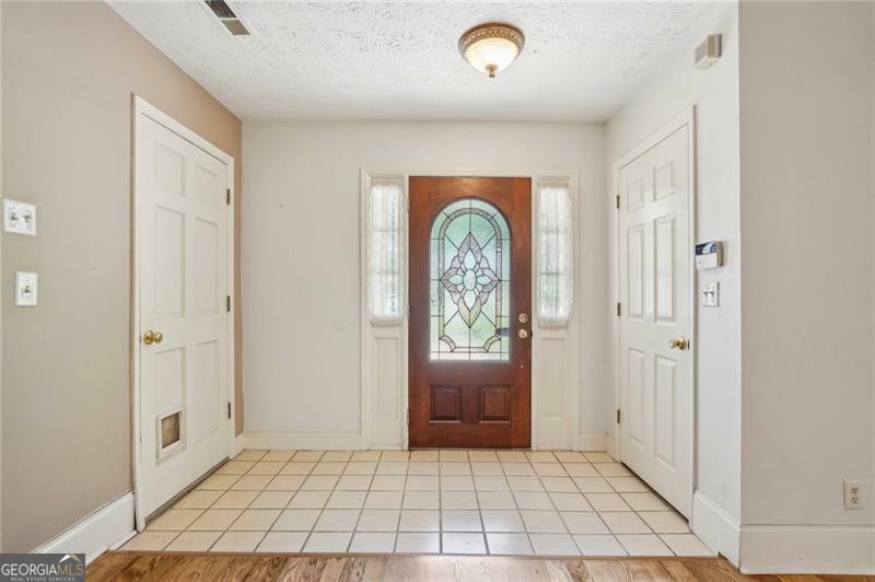 Property Photo:  215 Hersfeld Court  GA 30022 