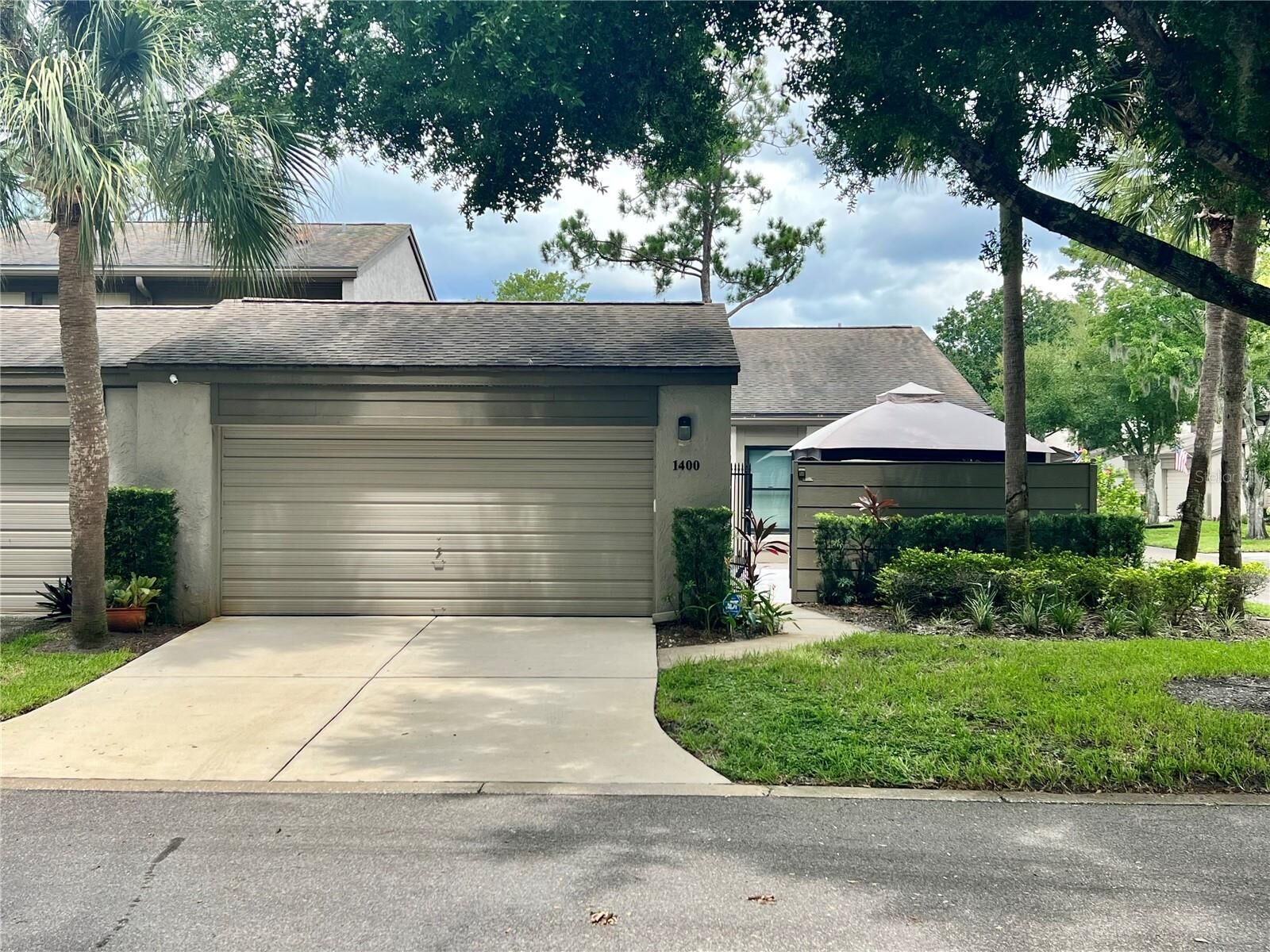 Property Photo:  1400 Fair Oaks Pl  FL 32730 