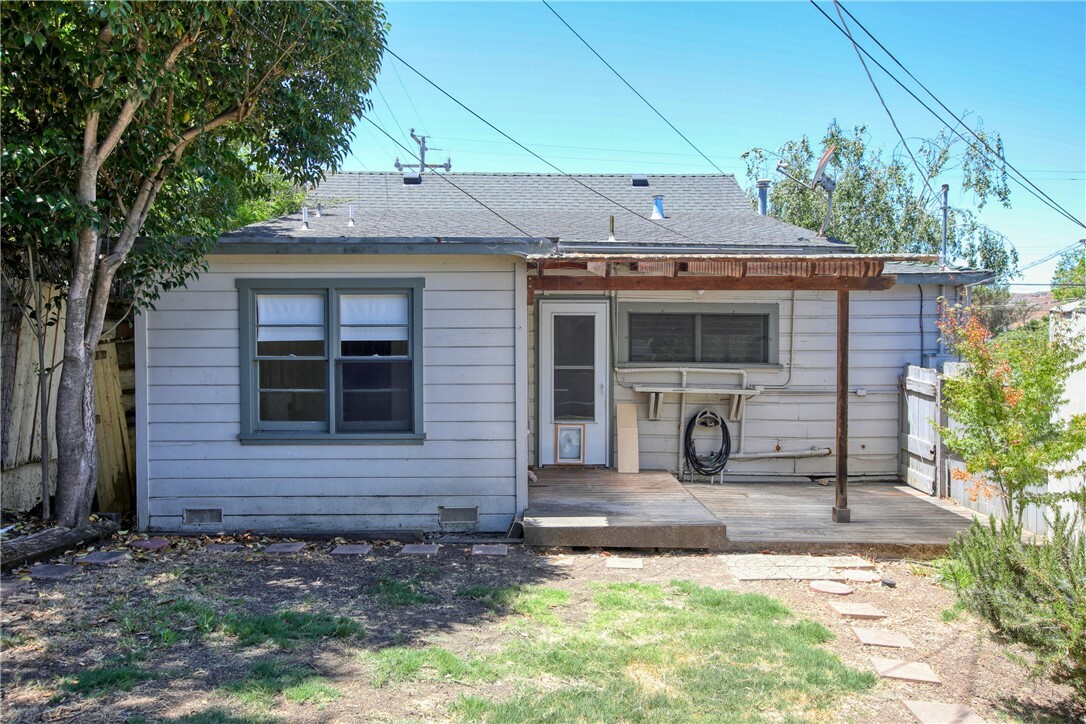 Property Photo:  1520 Carmel Street  CA 93401 