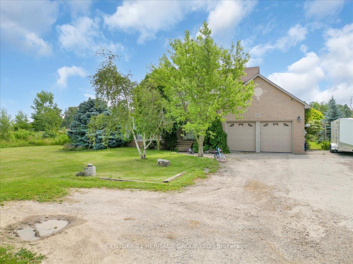 Property Photo: 195 Woolverton Rd ON L3M 4E7