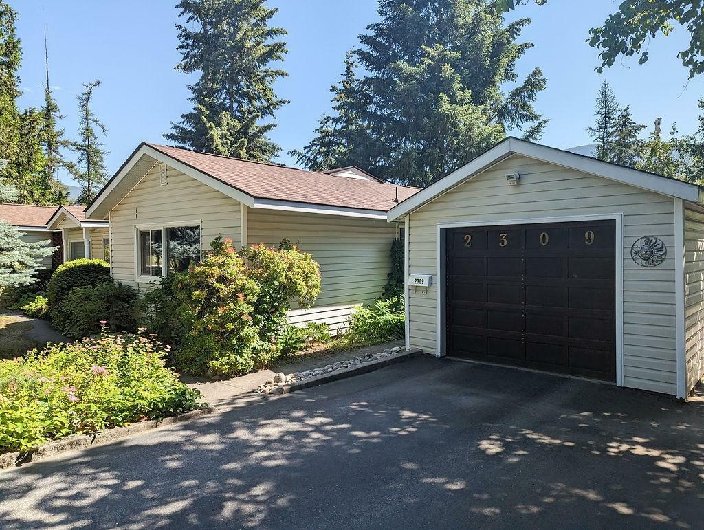 Property Photo:  2309 5th Ave  BC V1N 2T6 