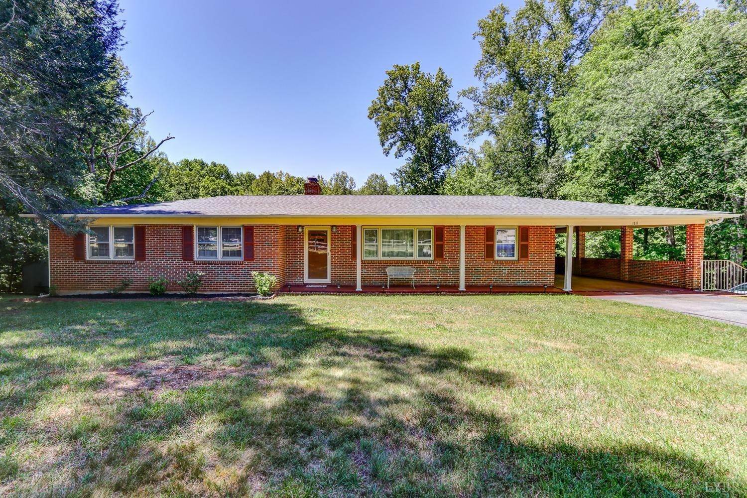 Property Photo:  1811 Wiggington Road  VA 24502 