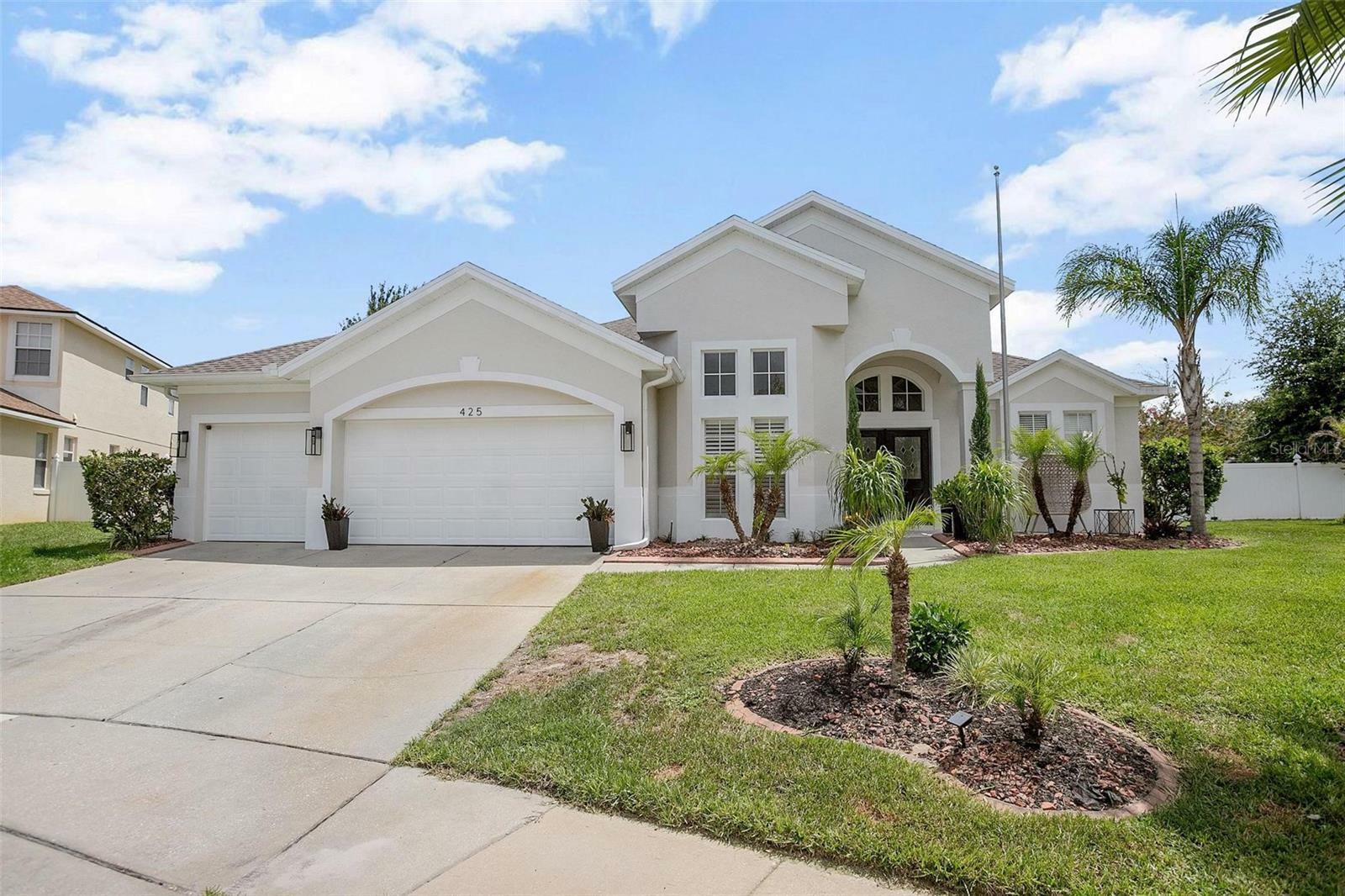 Property Photo:  425 Woodford Drive  FL 32713 