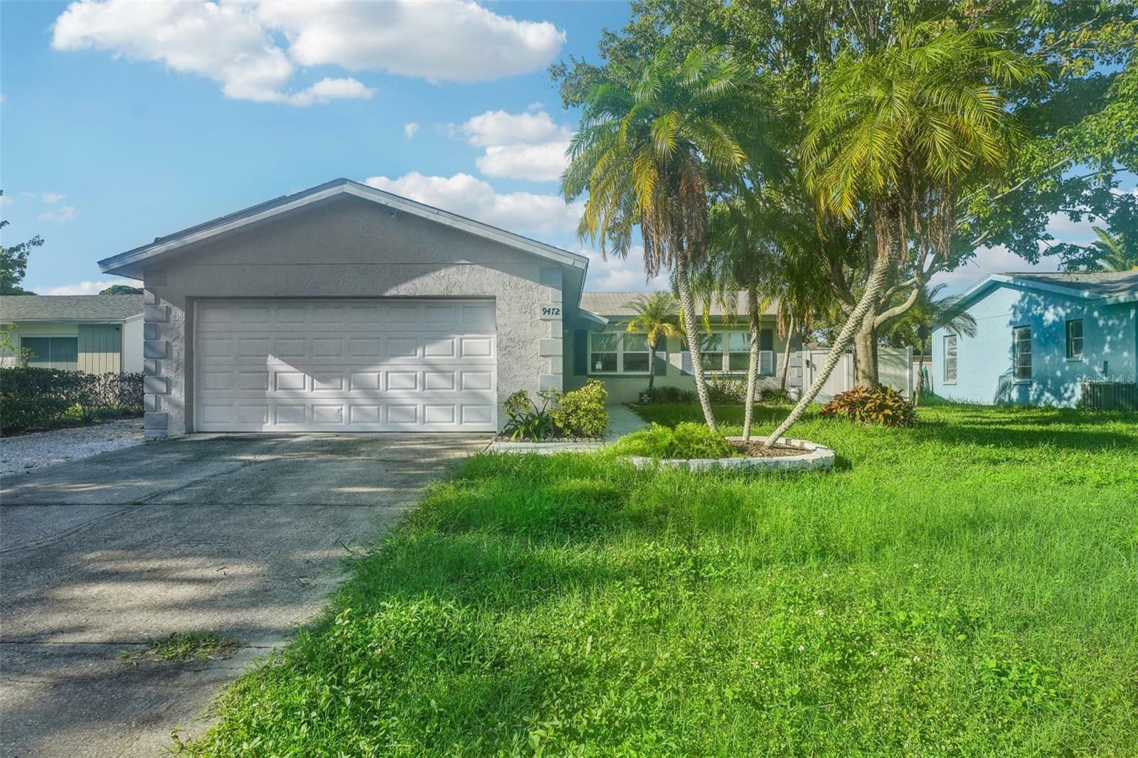 Property Photo:  9472 86th Avenue  FL 33777 