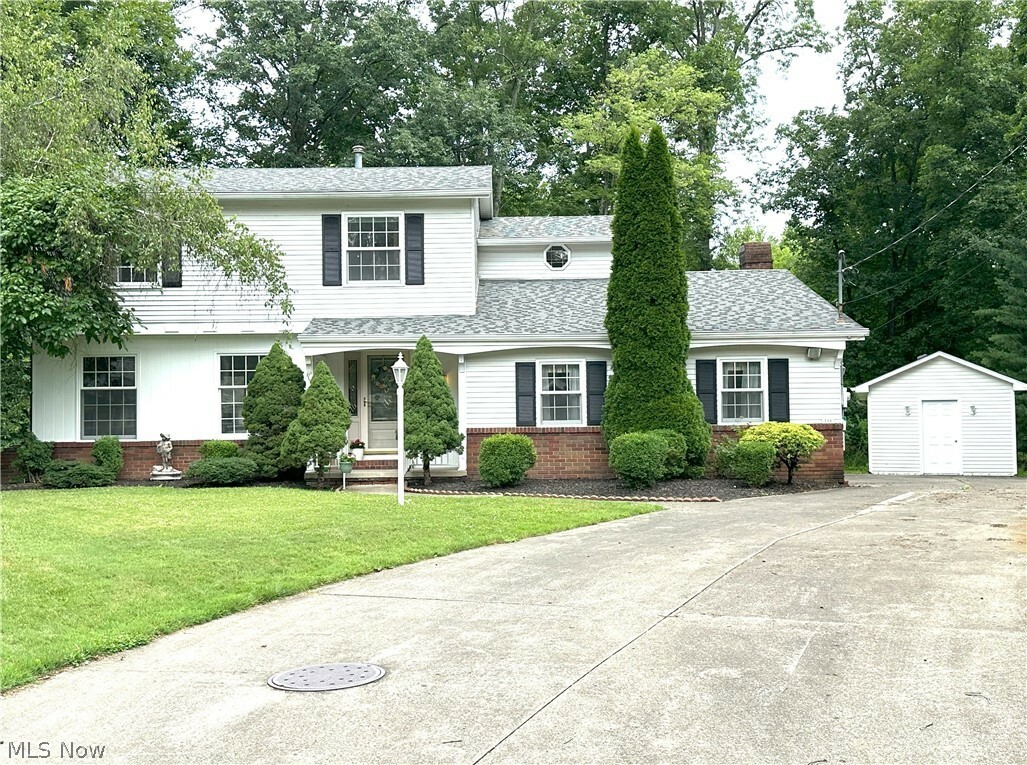 Property Photo:  111 Hickory Hollow Drive  OH 44001 