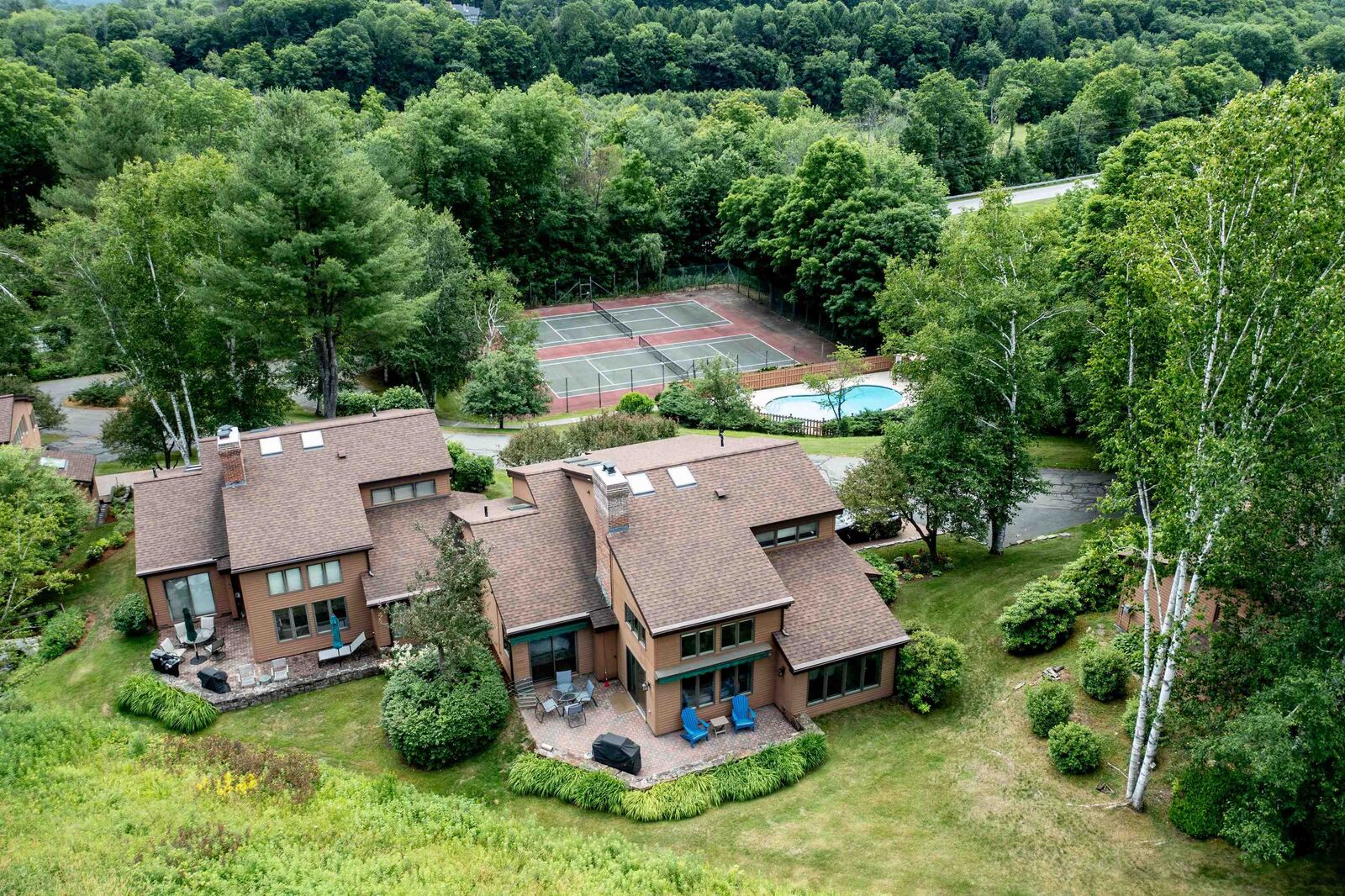 Property Photo: 3755 Quechee Main Street VT 05059