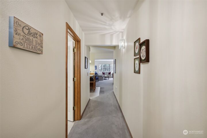 Property Photo: 310 N Dunham Avenue 204 WA 98223