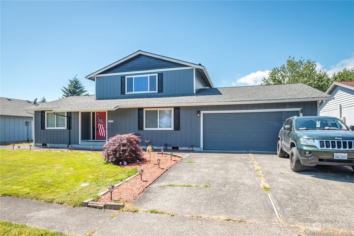 Property Photo: 2317 42nd Avenue WA 98632