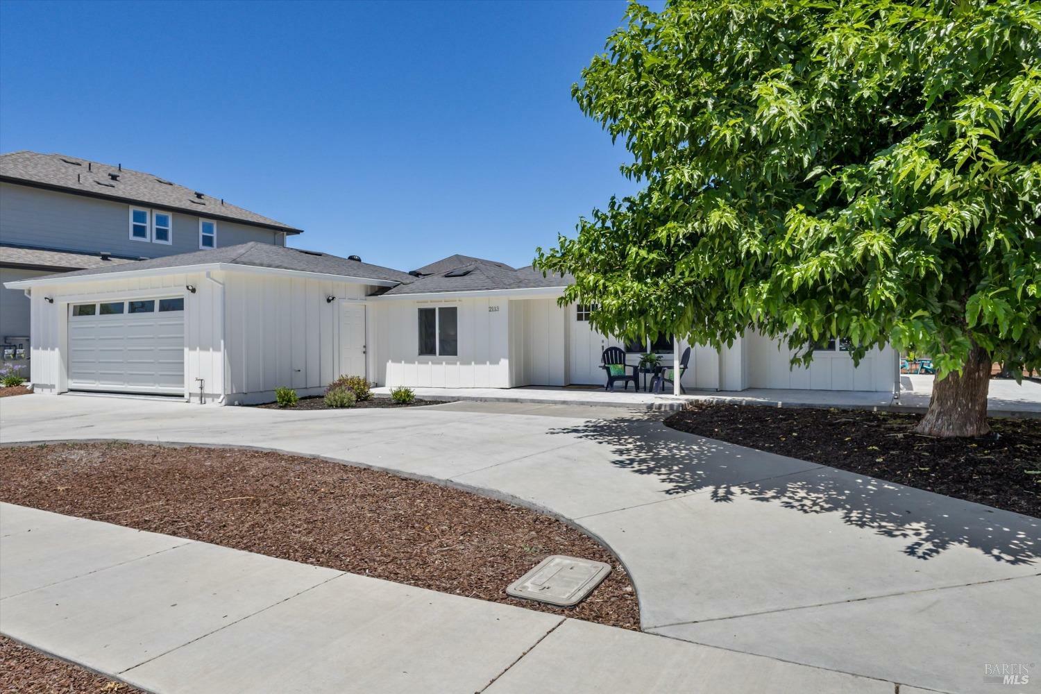 Property Photo:  2113 Dennis Lane  CA 95407 