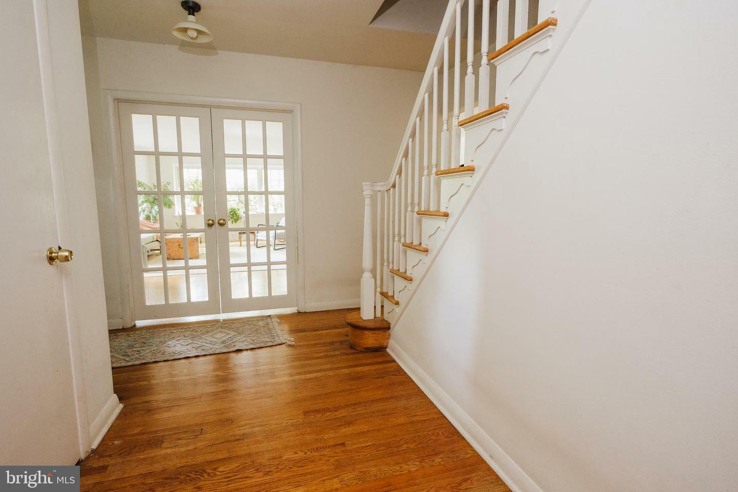 Property Photo:  1066 Sparrow Road  PA 19046 