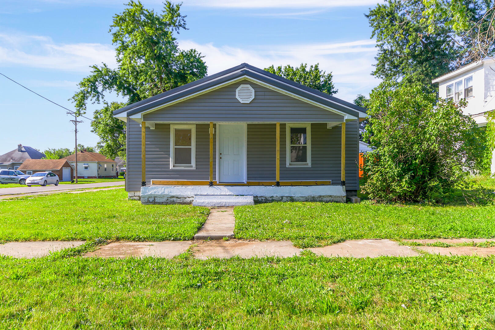 Property Photo:  324 Taylor St  MO 65270 