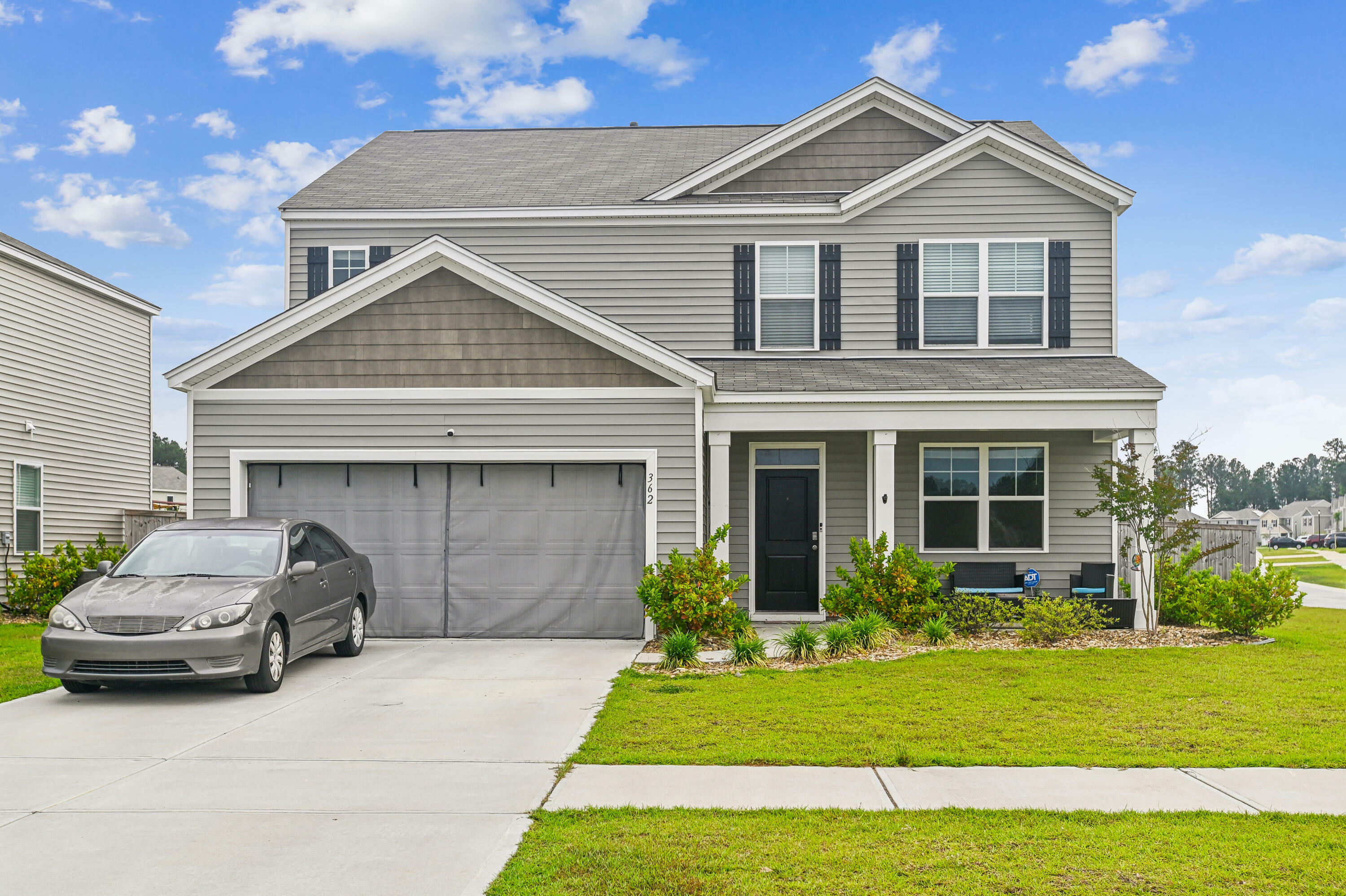 Property Photo:  362 Lake Ridge Boulevard  SC 29486 