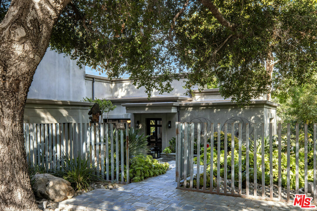 Property Photo:  7770   Firenze Ave  CA 90046 