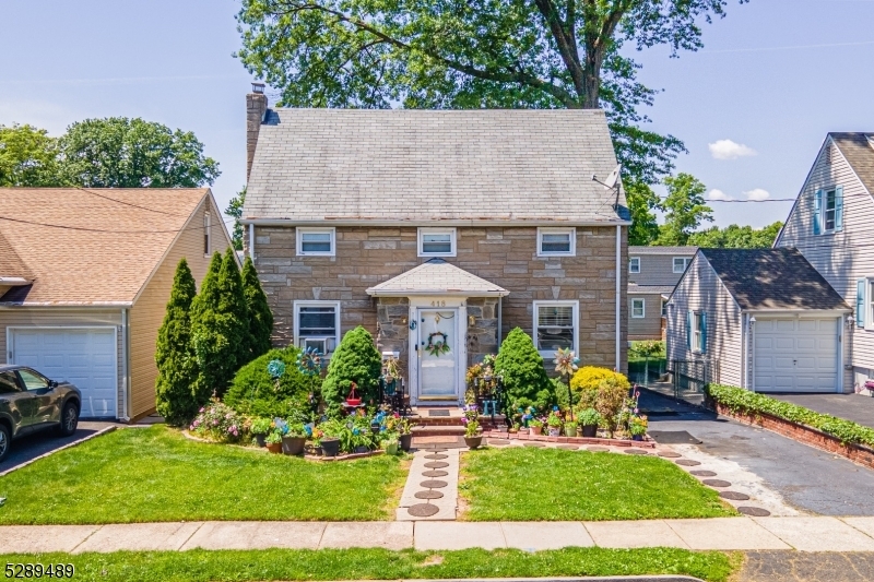 Property Photo: 418 Fernwood Ter NJ 07036