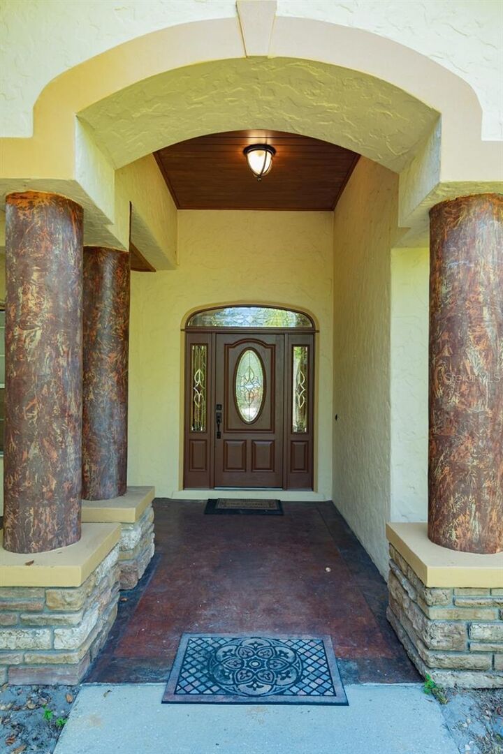 Property Photo: 409 S Sunset Drive FL 32707
