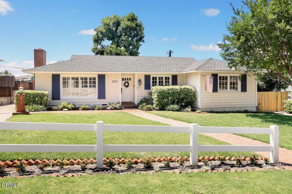 Property Photo: 2420 Janet Lee Drive CA 91214