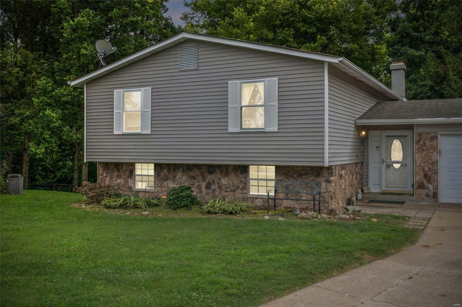 Property Photo:  110 S Joyce Ellen Way  MO 63376 