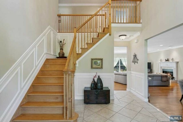 Property Photo:  3 Garnett Place  NJ 07648 