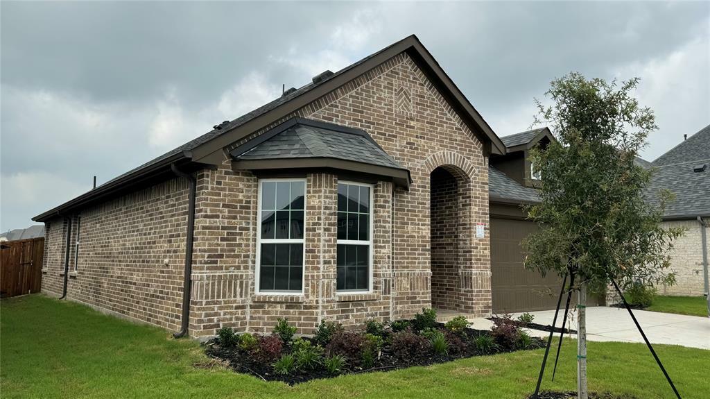 Property Photo:  621 Lido Lane  TX 75409 