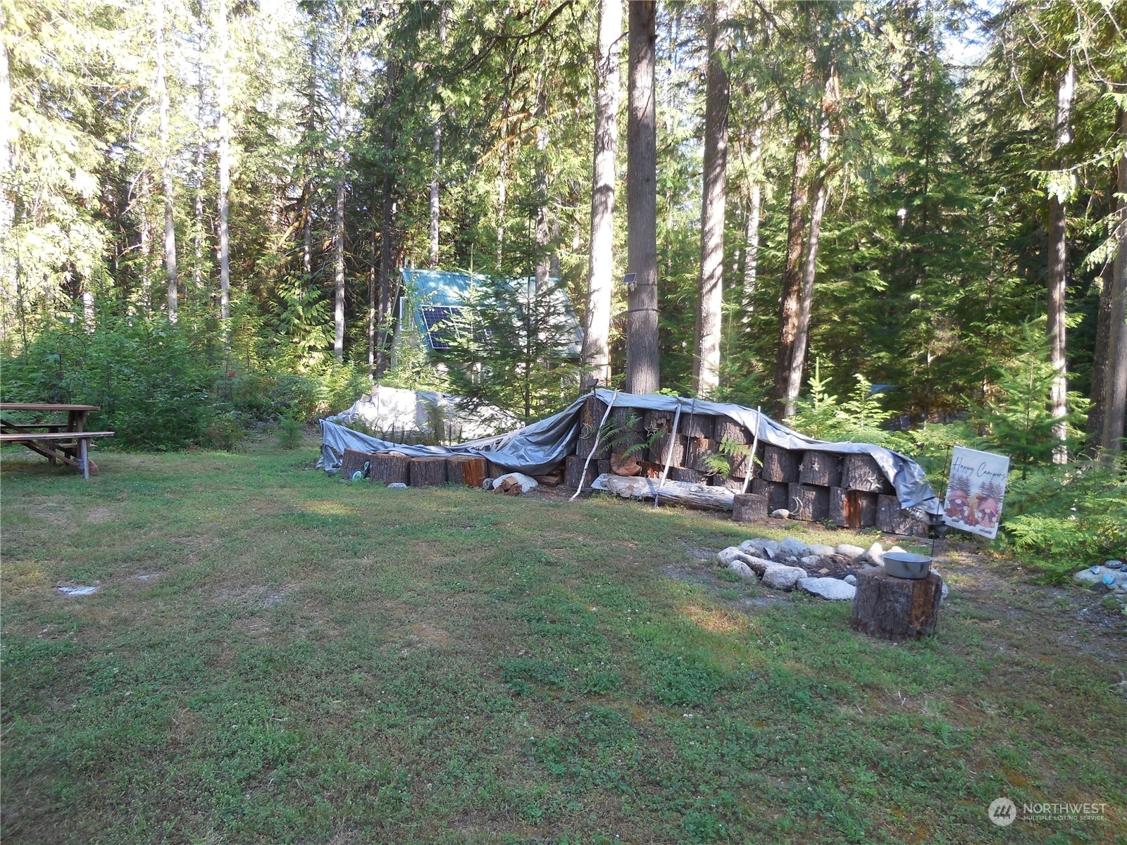 Property Photo: 63402 W Cascade Way WA 98267