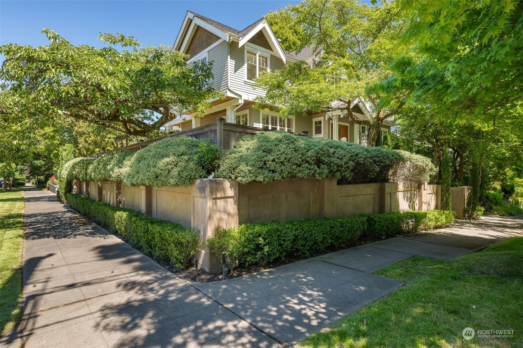 Property Photo:  3804 E Blaine Street  WA 98112 