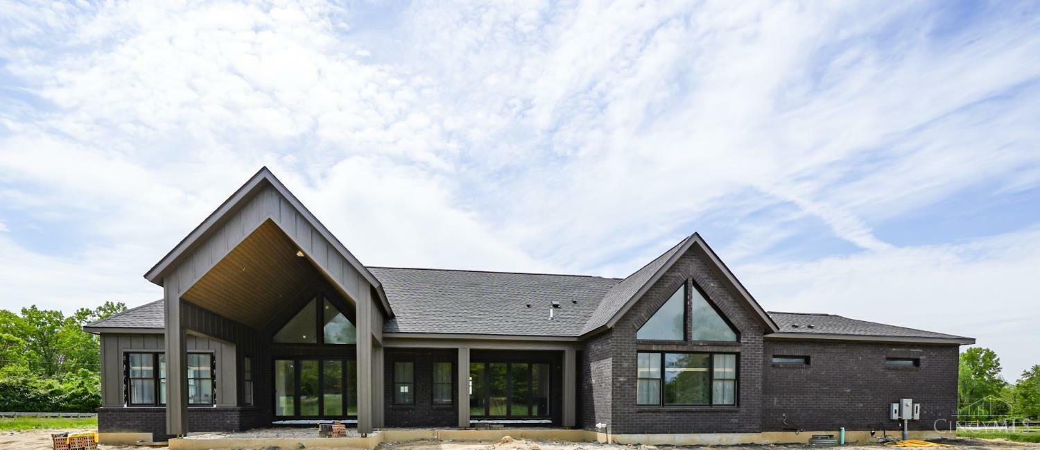 Property Photo: 4870 Bunnell Hill Road OH 45036