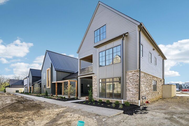 Property Photo: 2808 Kobuk Drive OH 43228