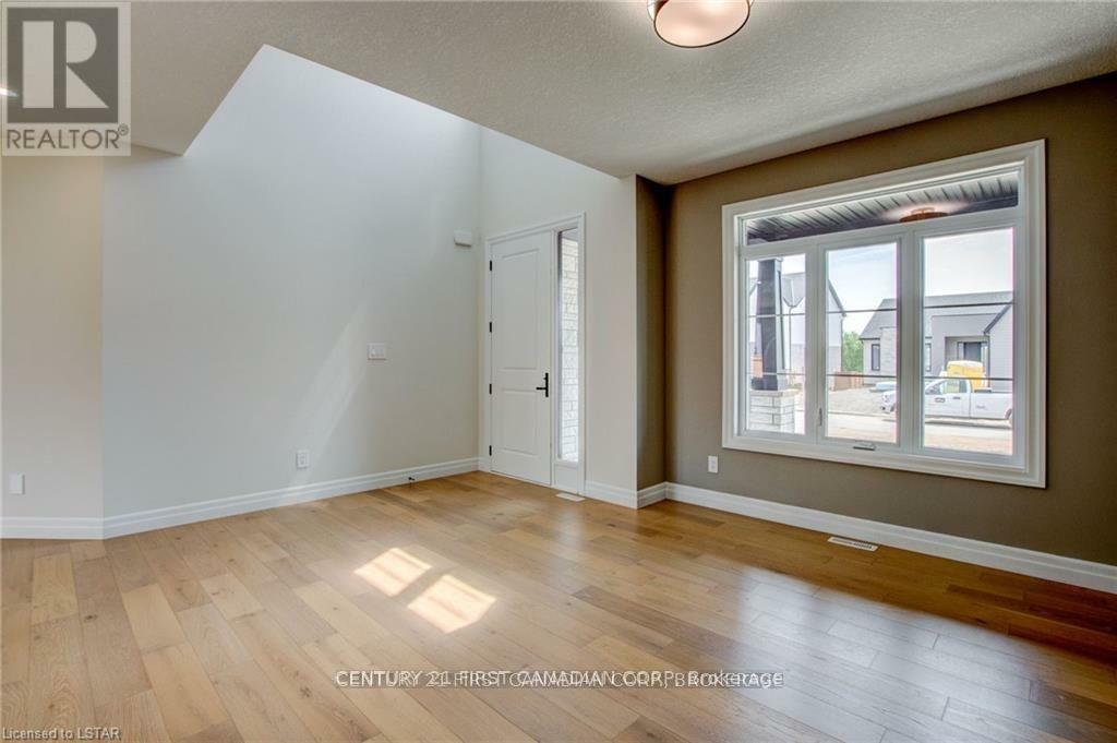 Photo de la propriété:  58 Aspen Circle  ON N0M 2P0 