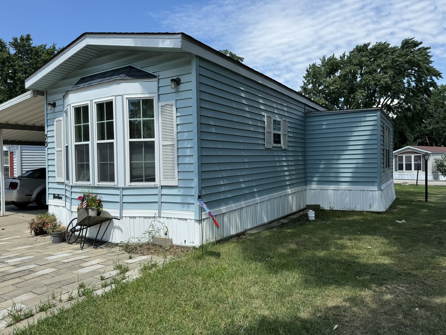 Property Photo:  1332 Douglas Avenue 23  IL 60538 