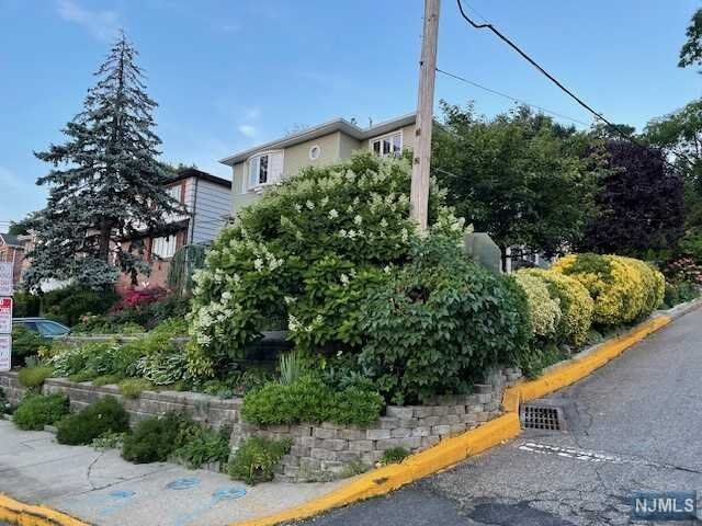 424 Oak Street 2  Ridgefield NJ 07657 photo