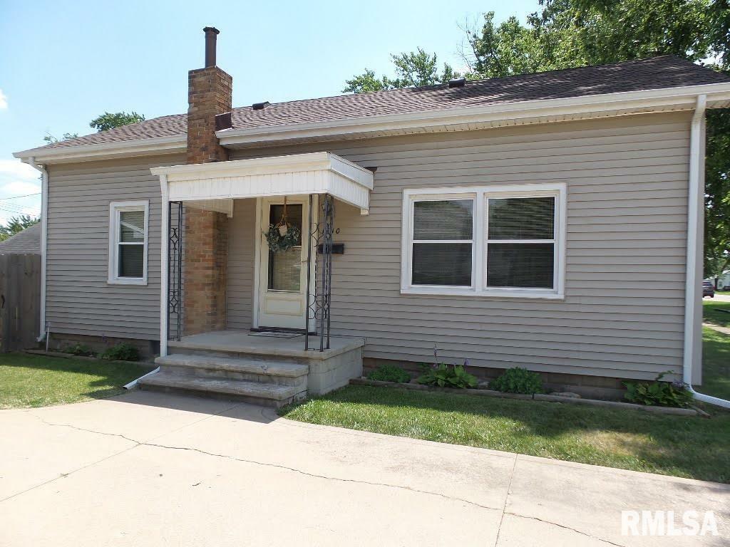 Property Photo:  1610 Santa Fe Avenue  IL 61523 