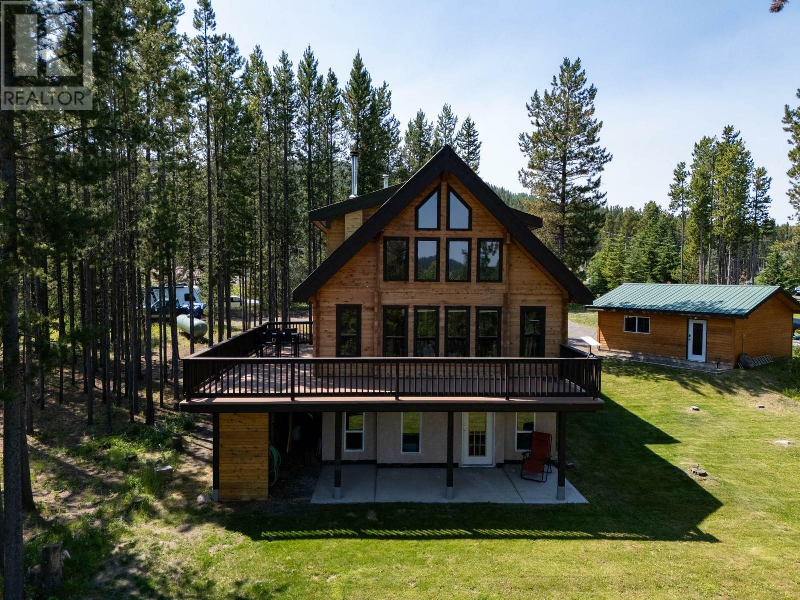 Property Photo:  3801 Pineridge Drive  BC  