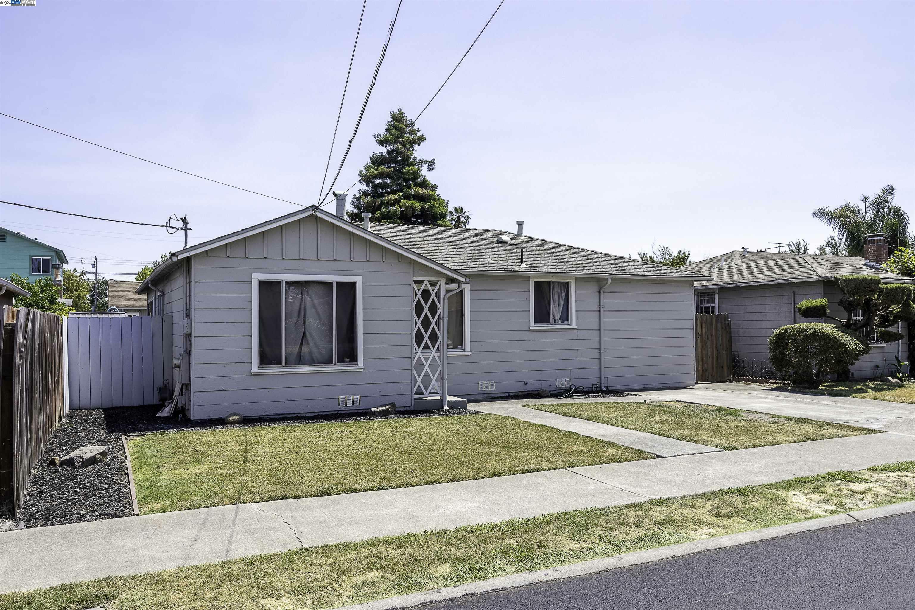 Property Photo:  172 Hunter Ave  CA 94603 