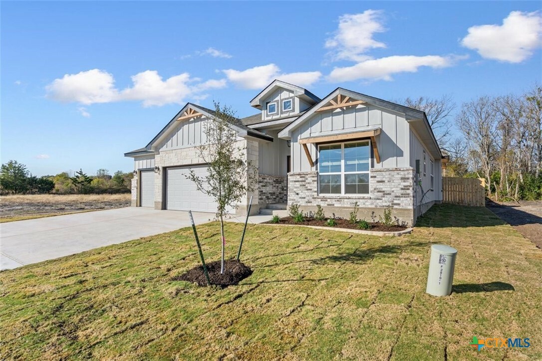 Property Photo:  2806 Atascosa Drive  TX 76501 