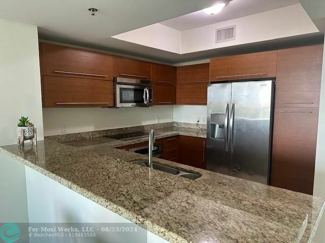 Property Photo:  2681 N Flamingo Rd 1904S  FL 33323 