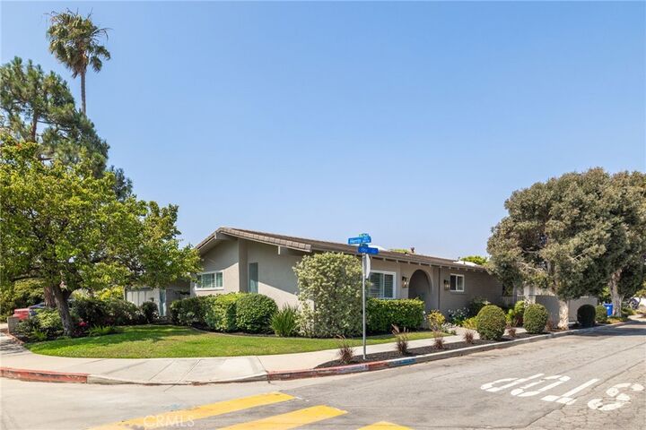 Property Photo: 1821 Herrin Street CA 90266