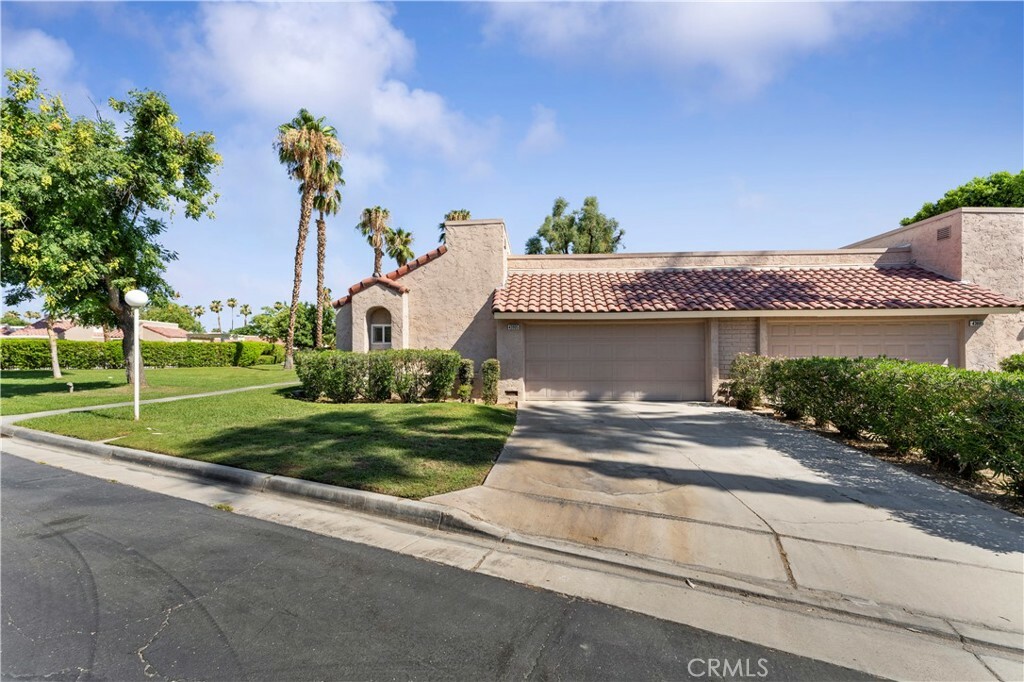 Property Photo:  43905 San Ysidro Circle  CA 92260 